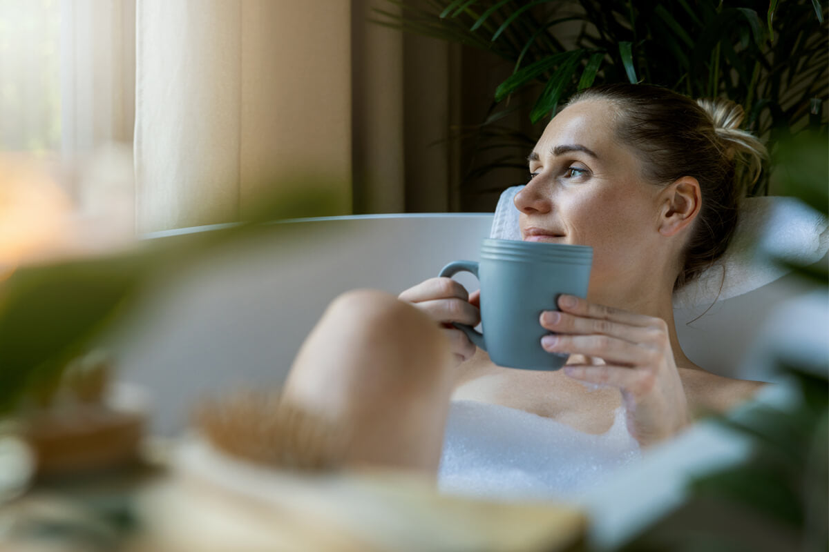 バスタイム中の女性